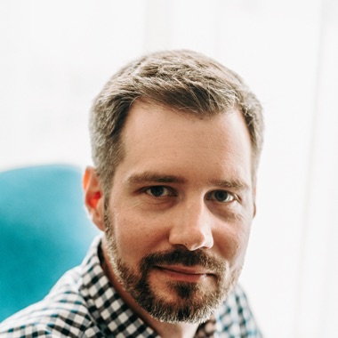 Maciej Nuzia — software engineer and technical advisor